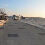 Vue Sur Port